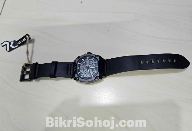 Tubular Men's Skeleton